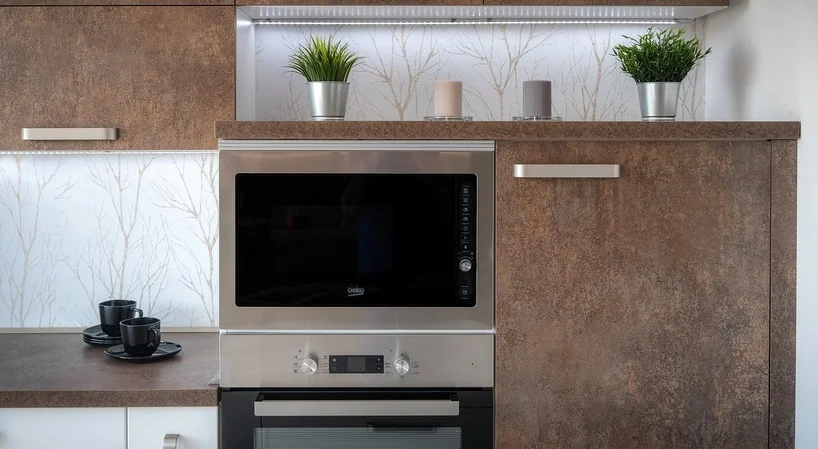 La ce înălțime se pune cuptorul incorporabil pentru siguranță și comoditate